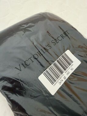 NWT Victoria's Secret Mystery Black Loungewear Piece - Size XL (Factory Sealed!)